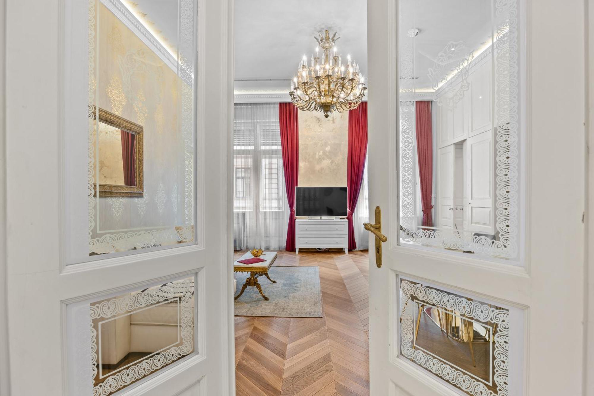 בודפשט Count Zrinyi Basilica Luxurious Residence מראה חיצוני תמונה
